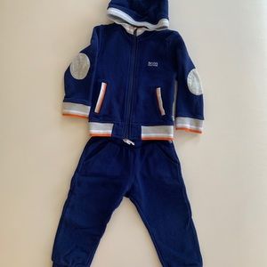 Boys Hugo Boss tracksuit (size 3)